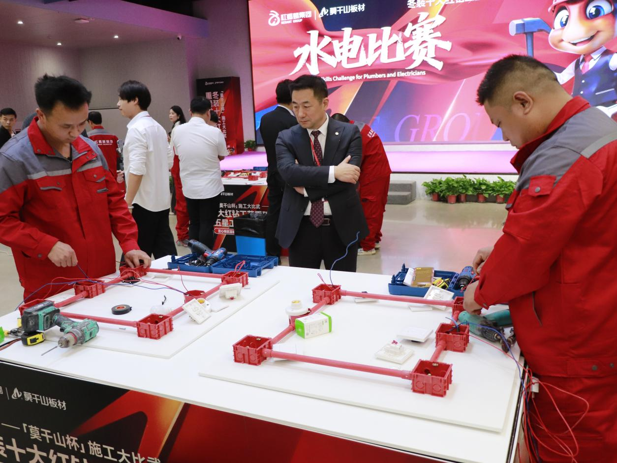 images/20251118/38fa89a58f7c6a41dffbfe72f52a63b8.png 图片4.png